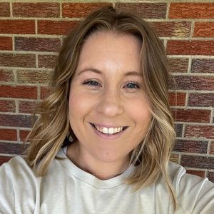 Meet your Posher, Haley